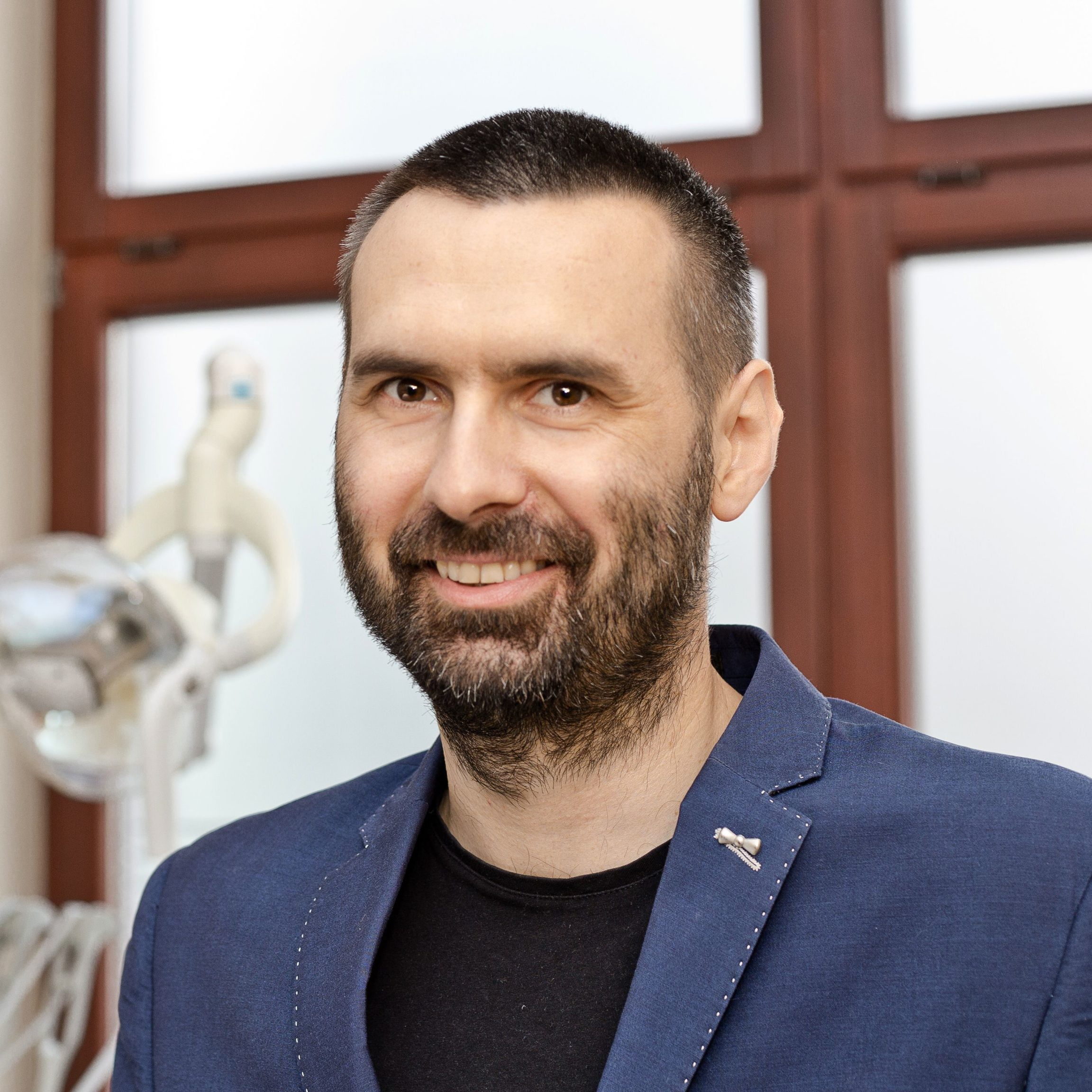 lek. dent. Damian Nasulicz